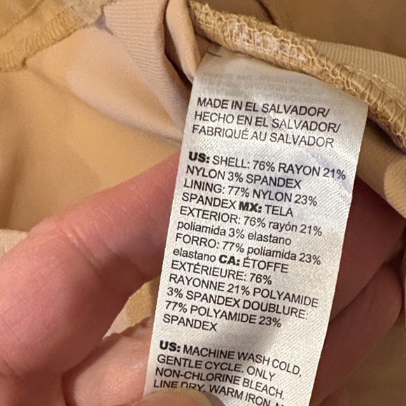 NWT Chico's 1 Brigitte 360 So Slimming Ankle Pants - Picture 4 of 6